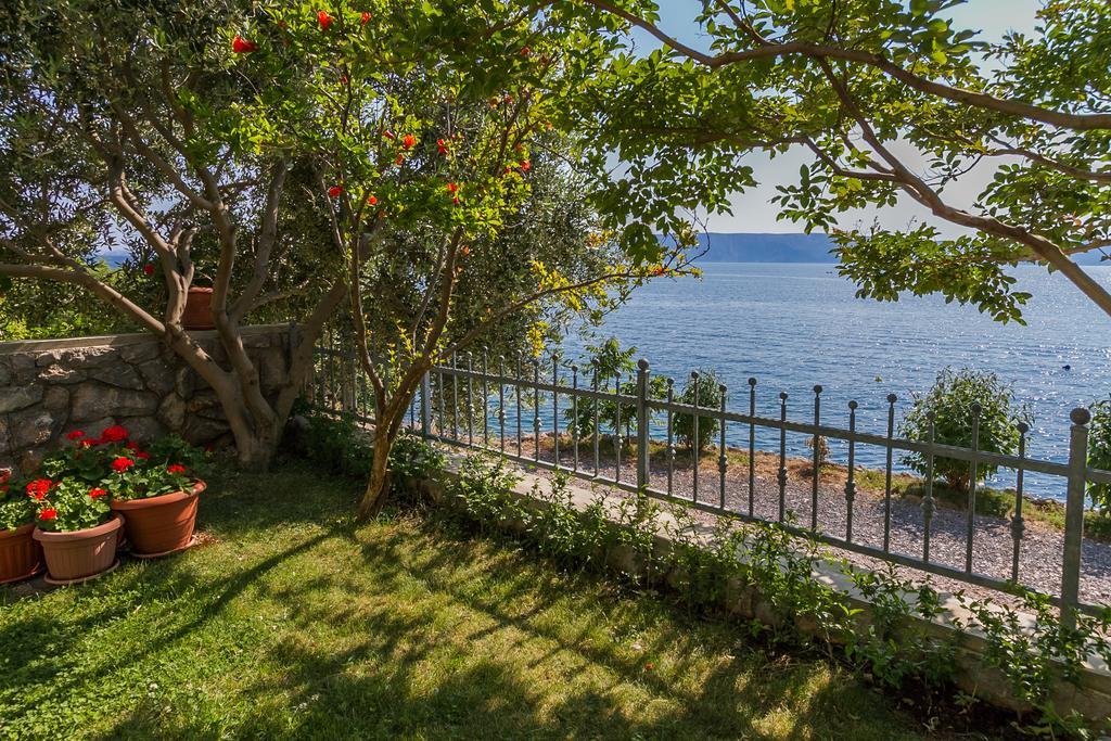 Apartments Vukelic Klenovica Εξωτερικό φωτογραφία