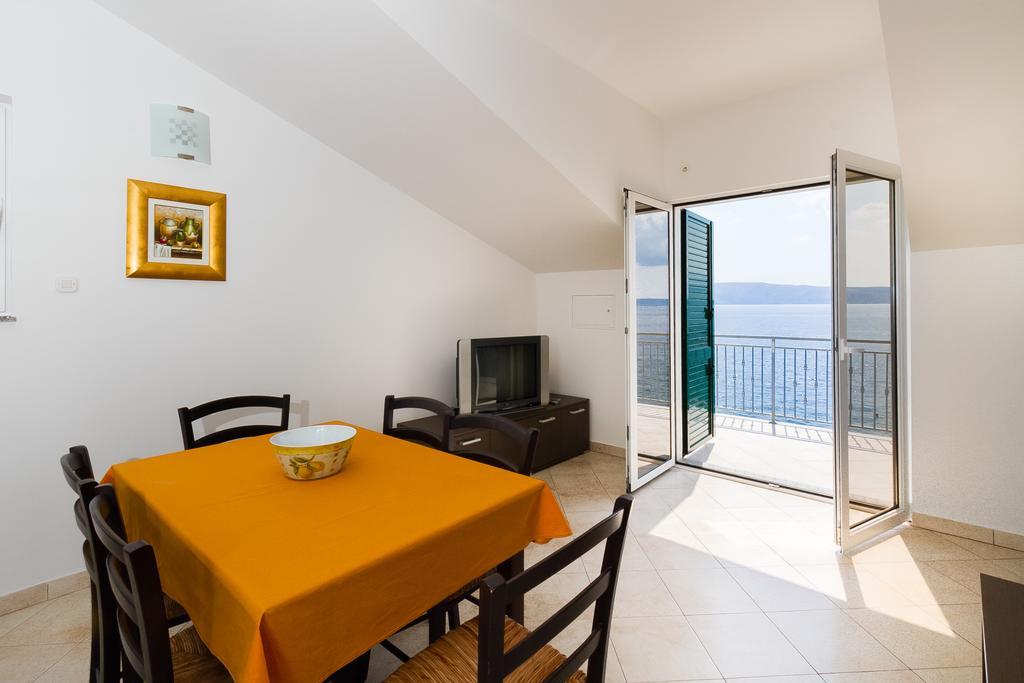 Apartments Vukelic Klenovica Δωμάτιο φωτογραφία
