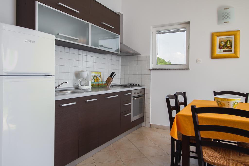 Apartments Vukelic Klenovica Δωμάτιο φωτογραφία